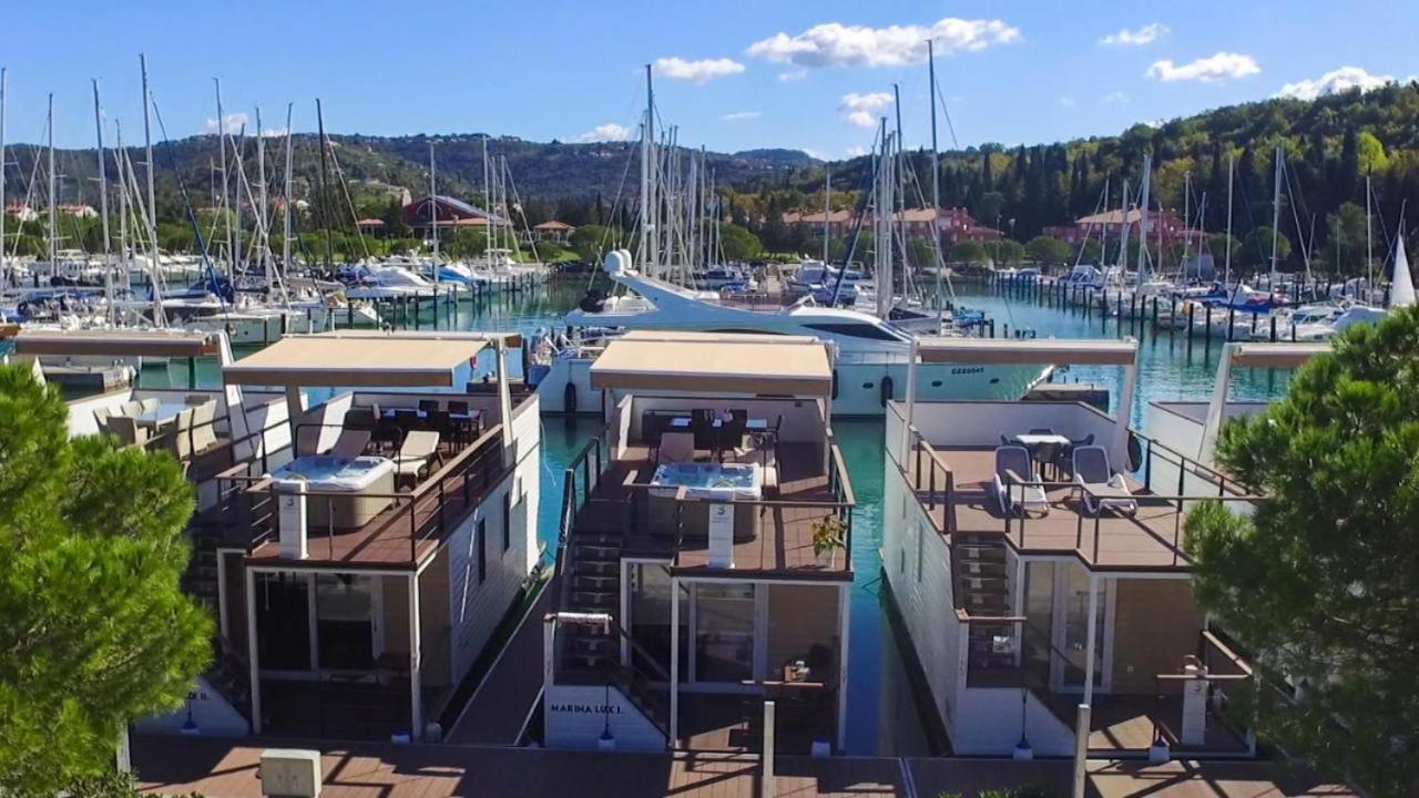 הוילה בפורטורוז Floating House Hurrea מראה חיצוני תמונה