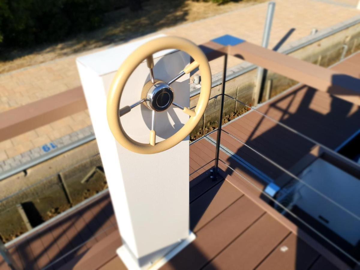הוילה בפורטורוז Floating House Hurrea מראה חיצוני תמונה
